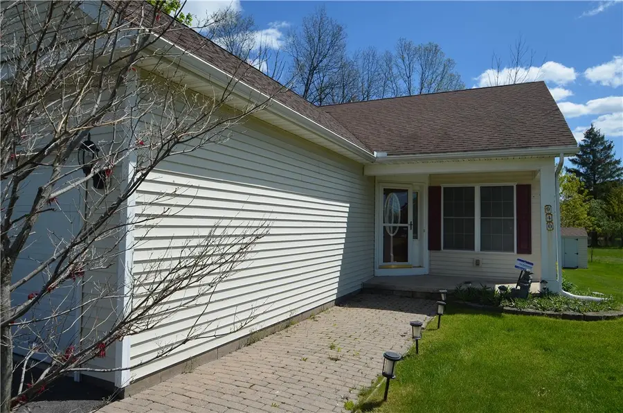 940 Elmgrove Road, Rochester, NY 14624 - #2