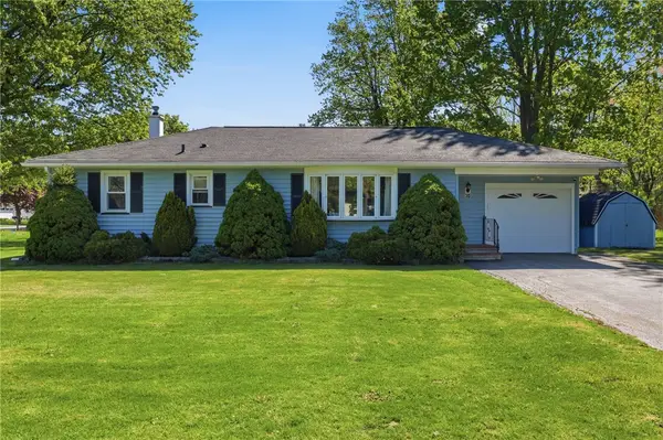 30 Adela Circle, Rochester, NY 14624