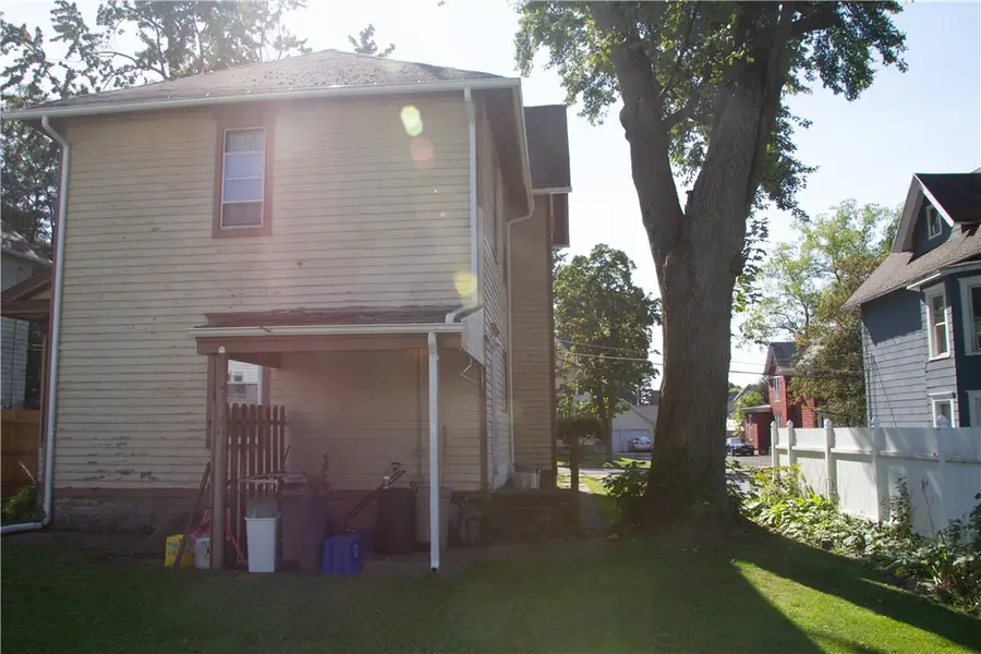 21 Lawton Avenue, Auburn, NY 13021 - #3