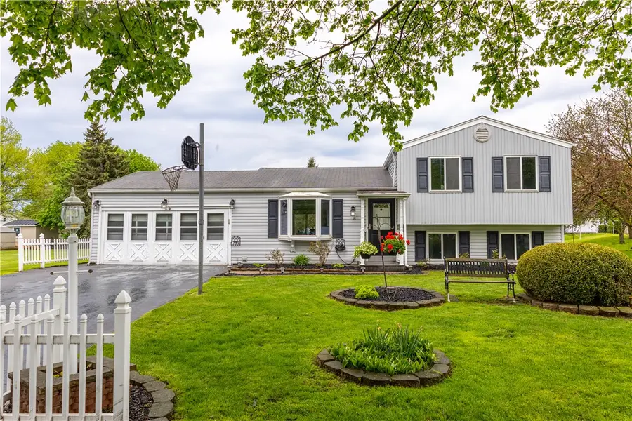 18 Kencrest Circle, Rochester, NY 14606 - #2
