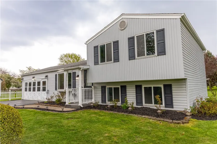 18 Kencrest Circle, Rochester, NY 14606 - #3