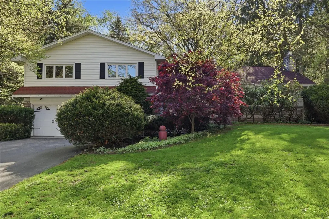 58 Landsdowne Lane, Rochester, NY 14618 - #1