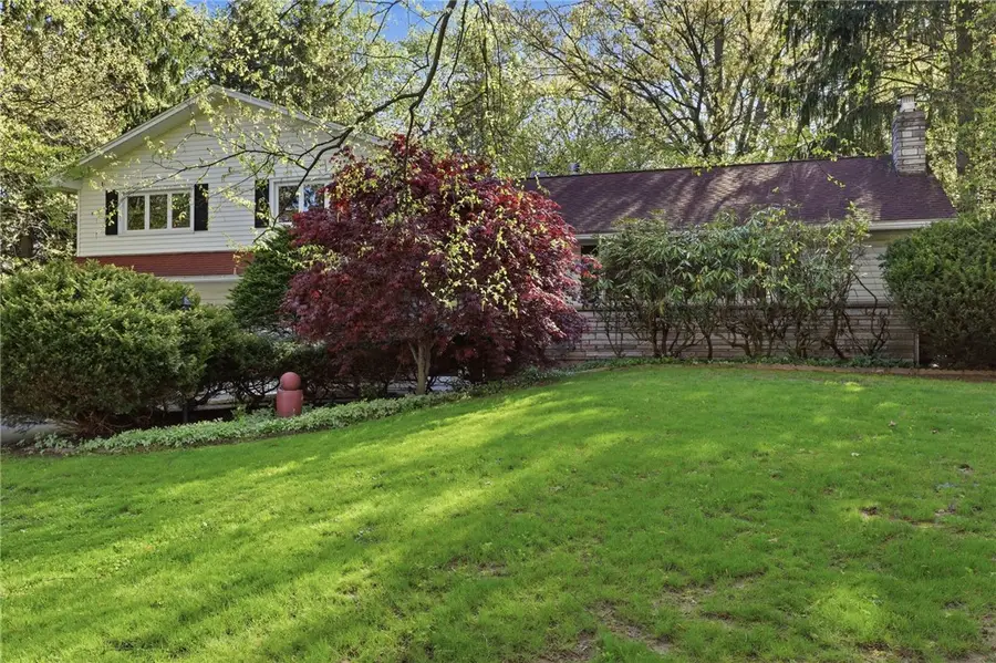 58 Landsdowne Lane, Rochester, NY 14618 - #3