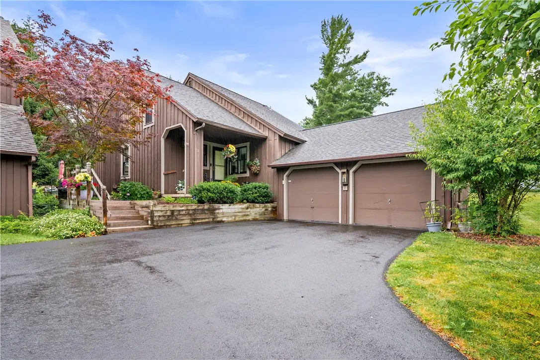 11 Andrews Way, Canandaigua, NY 14424 - #1