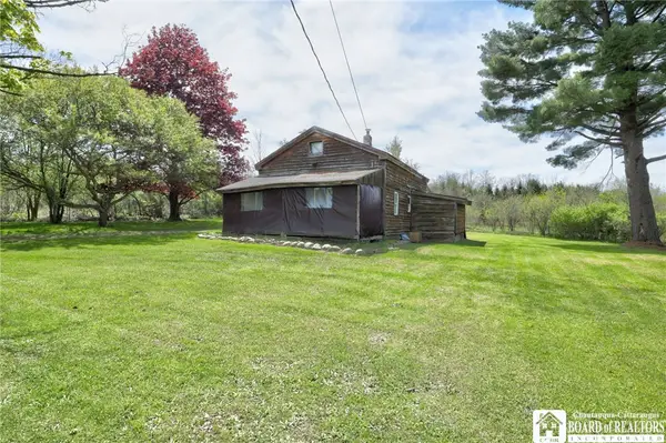 5667 Ramsey Road, Ashville, NY 14710