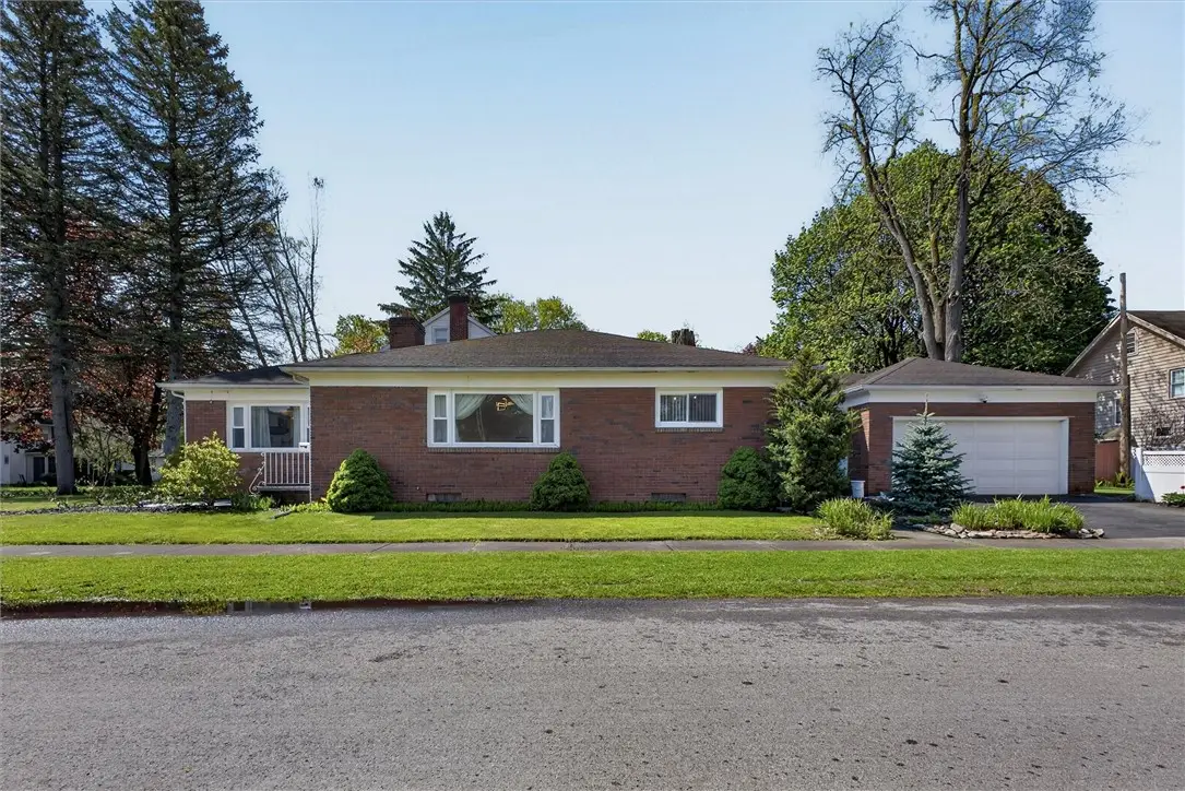 126 Wildmere Road, Rochester, NY 14617 - #1