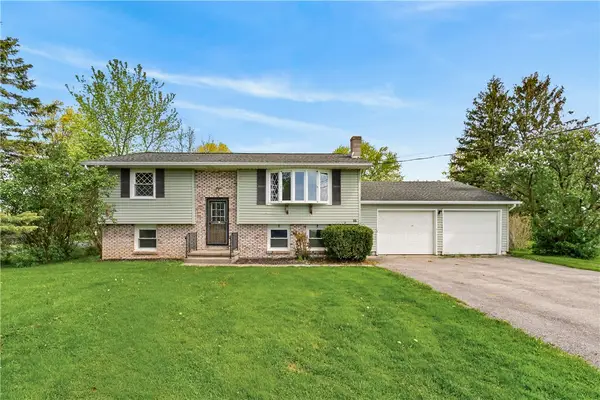 86 Church Rd, Hilton, NY 14468