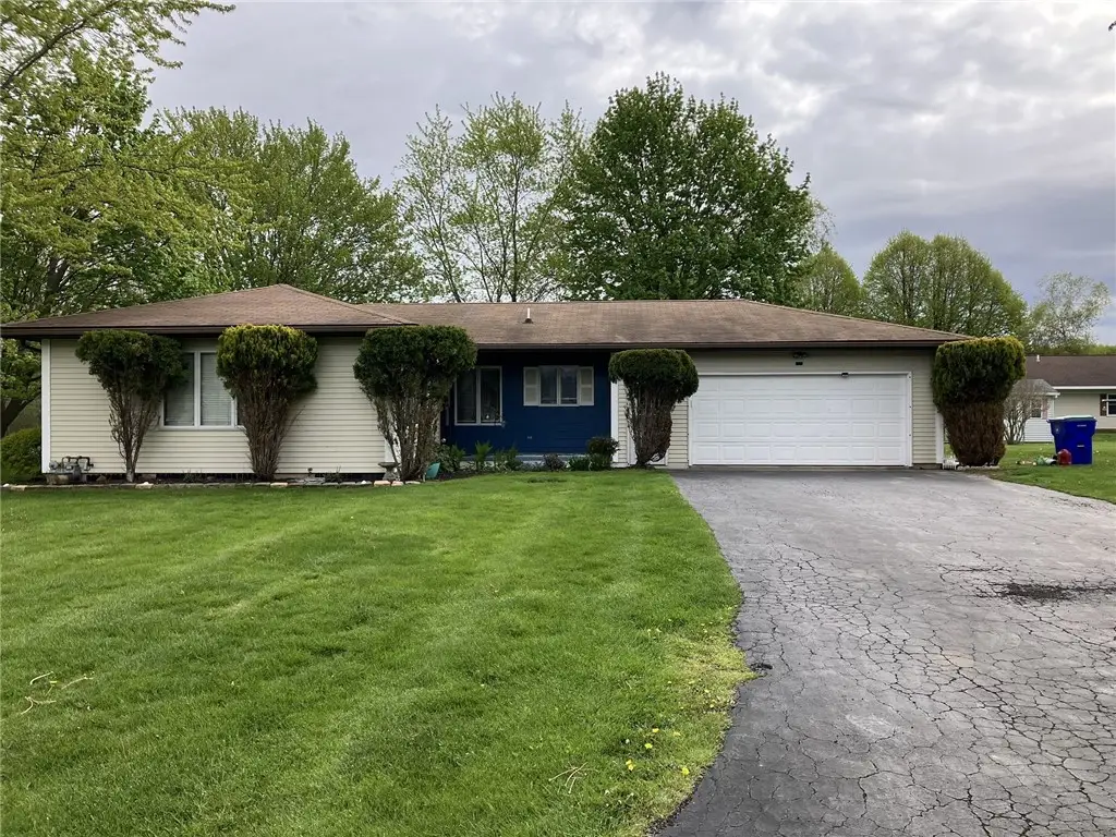 102 Eastview Drive, Medina, NY 14103 - #1