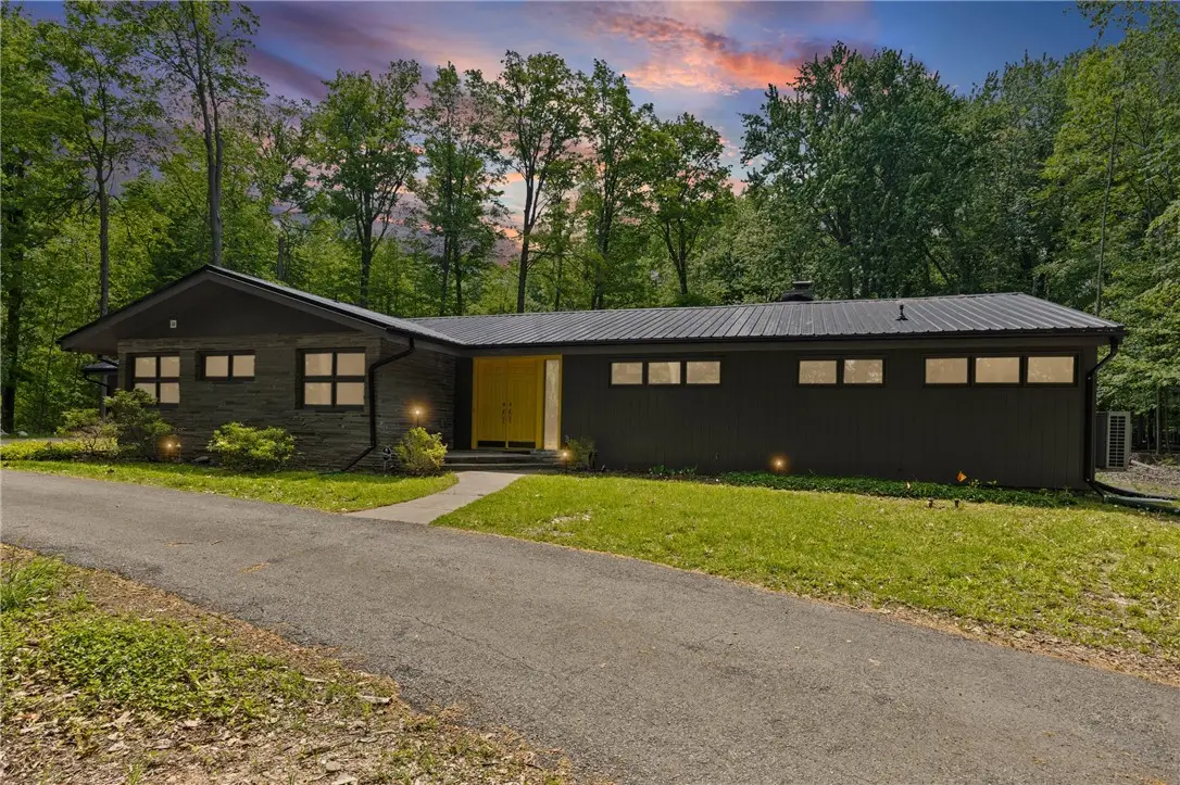 1455 Ayrault Road, Fairport, NY 14450 - #1
