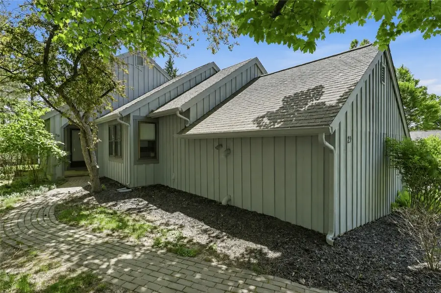 20 Andrews Way, Canandaigua, NY 14424 - #3