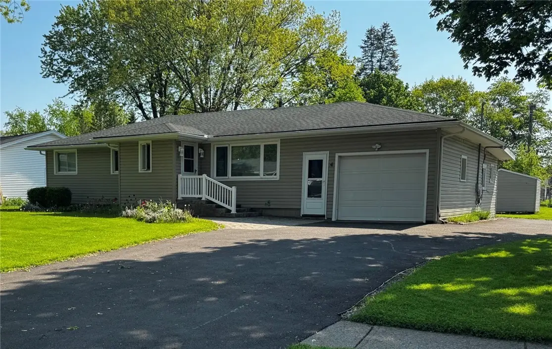 4 Capri Drive, Rochester, NY 14624 - #1