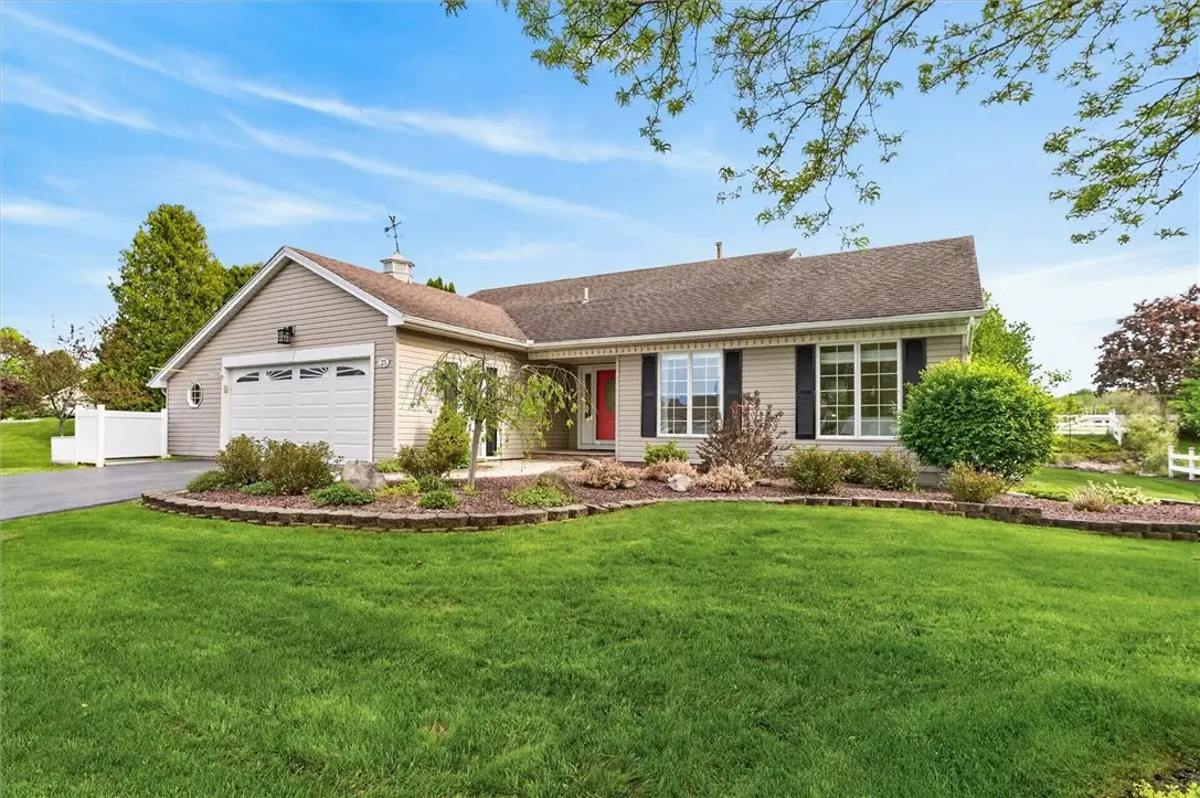 25 Western Pine Drive, Rochester, NY 14616 - #1