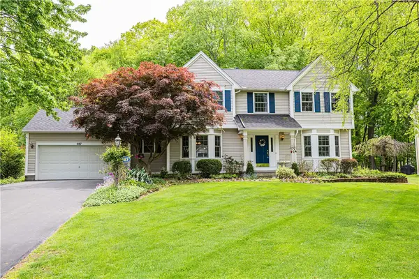 487 Sandystone Circle, Webster, NY 14580