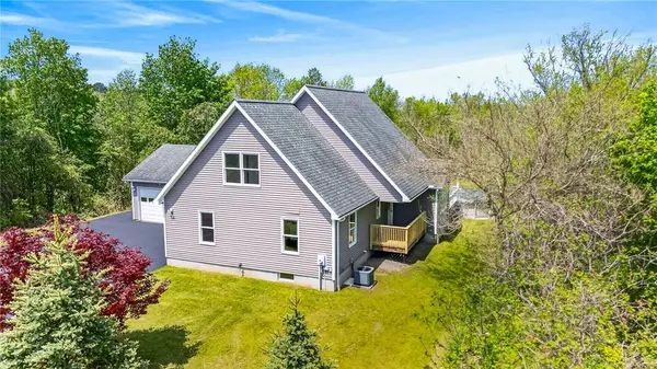 1157 Stafford Road, Palmyra, NY 14522