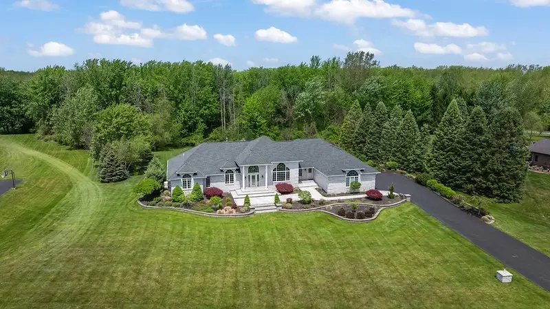 31 Stablegate Drive, Webster, NY 14580 - #1