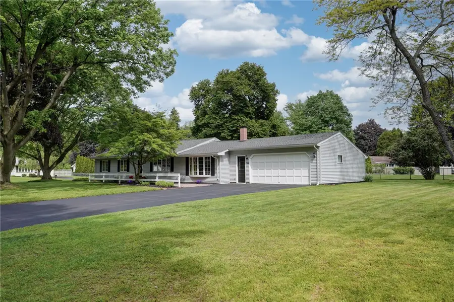 24 Cullens Run, Pittsford, NY 14534 - #3