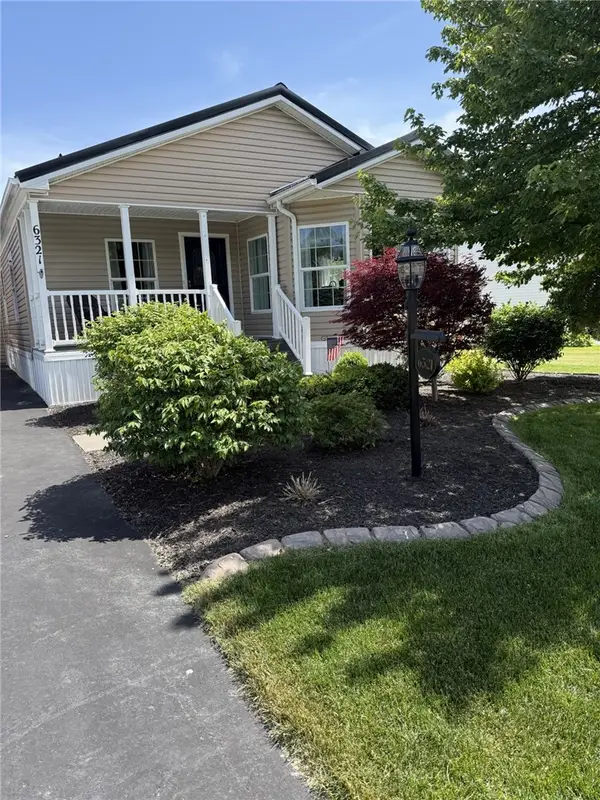 6321 Roberts Drive, Victor, NY 14564