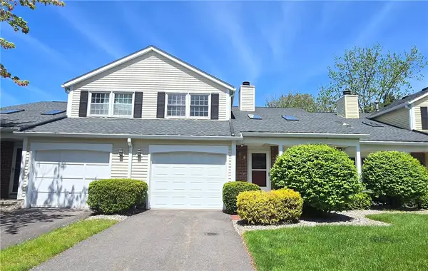 8 Old Stone Lane, Rochester, NY 14615