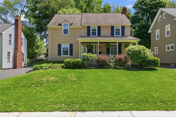 86 Hampshire Drive, Rochester, NY 14618