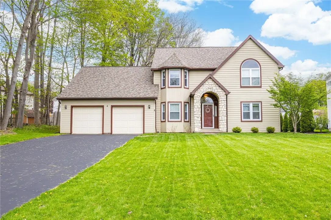 4 Kerry Hill, Fairport, NY 14450 - #1