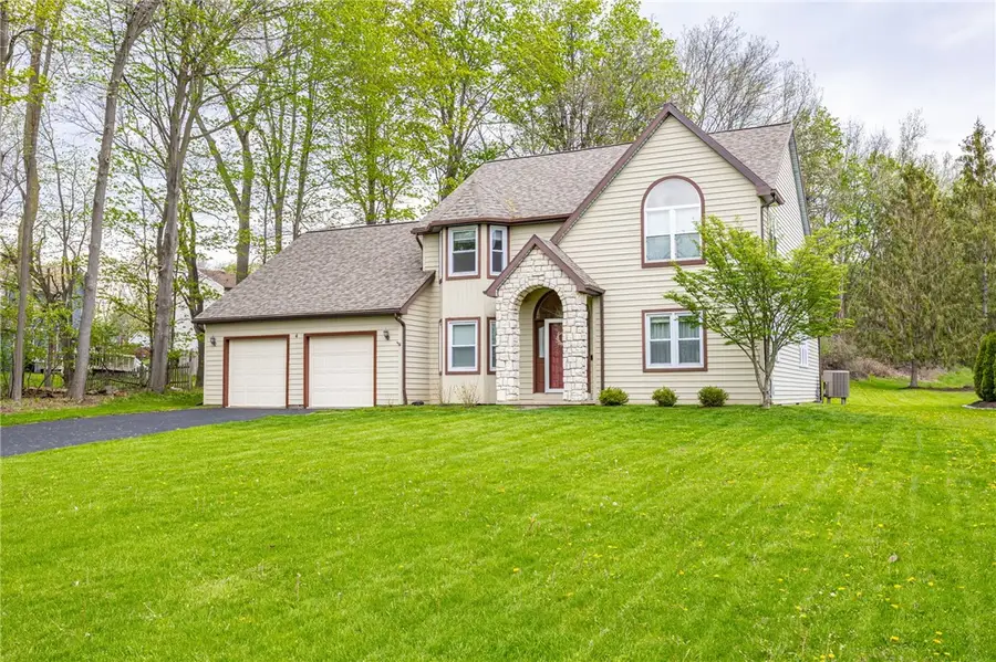 4 Kerry Hill, Fairport, NY 14450 - #3