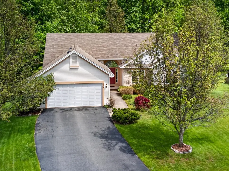 144 Leamington Circle, Rochester, NY 14626 - #3