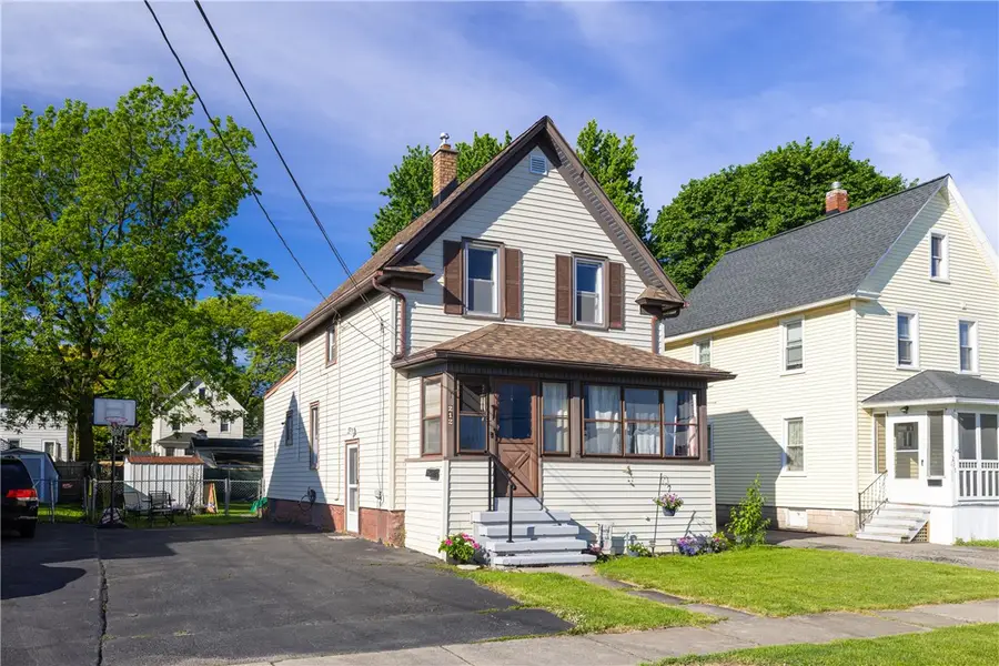 212 E Maple Avenue, East Rochester, NY 14445 - #2