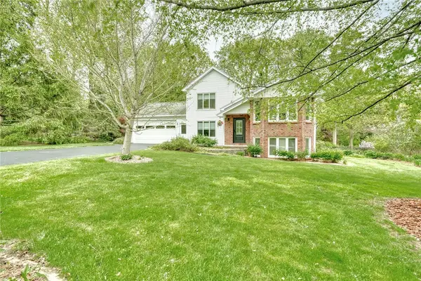 22 Morning Woods Lane, Rochester, NY 14625