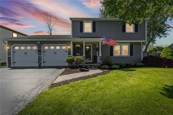 203 Woodsong Lane, Rochester, NY 14612