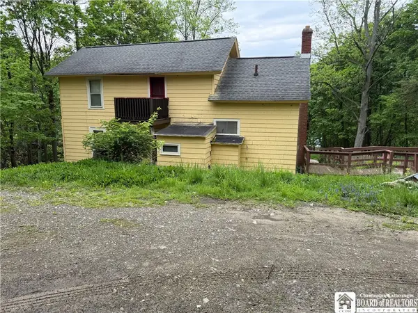 65 English Street, Jamestown, NY 14701