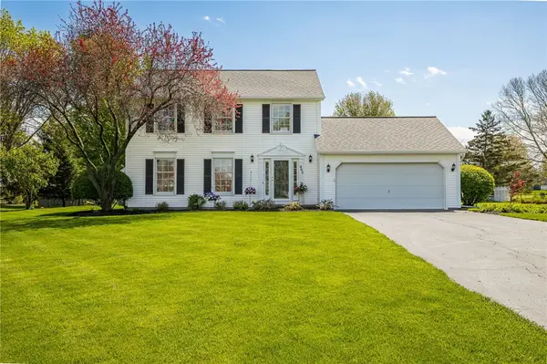462 Dunwoody Crossing, Webster, NY 14580