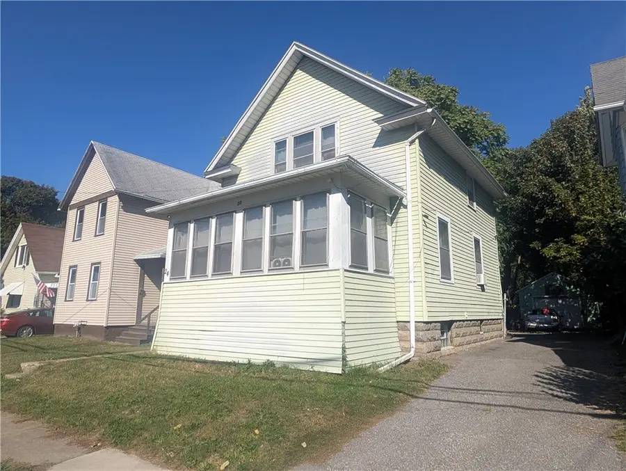 24 Lois Street, Rochester, NY 14606 - #2