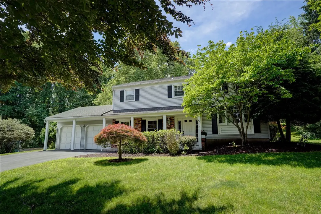 34 Sturbridge Lane, Pittsford, NY 14534 - #1
