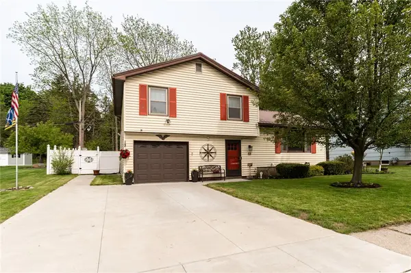 11 Gateway Drive, Batavia, NY 14020