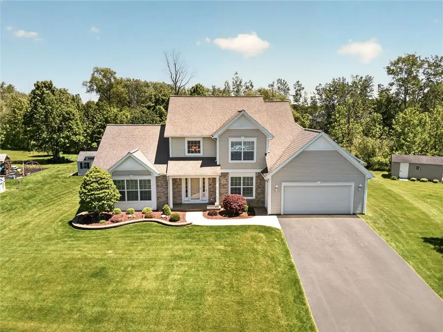 182 Timarron Trl, Rochester, NY 14612 - #2