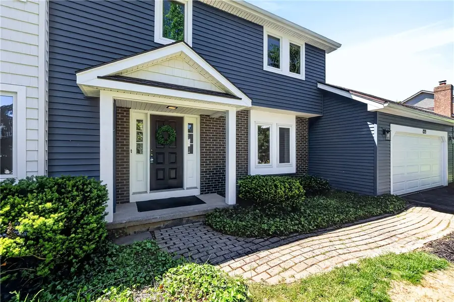 121 Caversham Woods, Pittsford, NY 14534 - #2