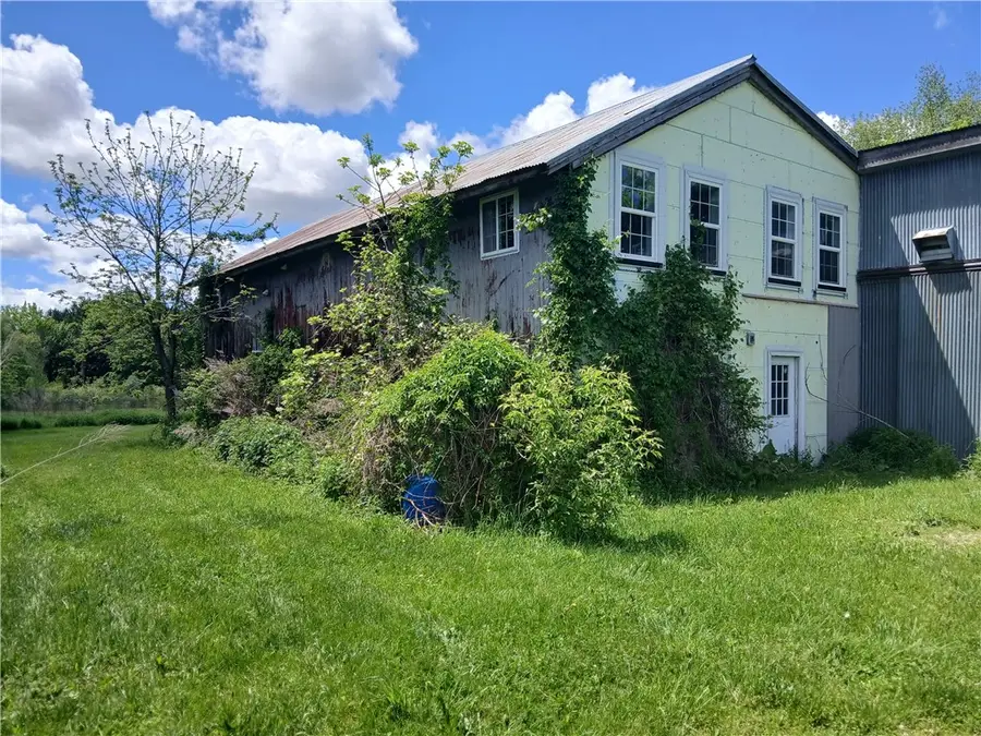7179 N Bergen Road, Bergen, NY 14416 - #2