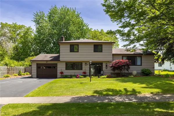 53 Echo St, Rochester, NY 14609