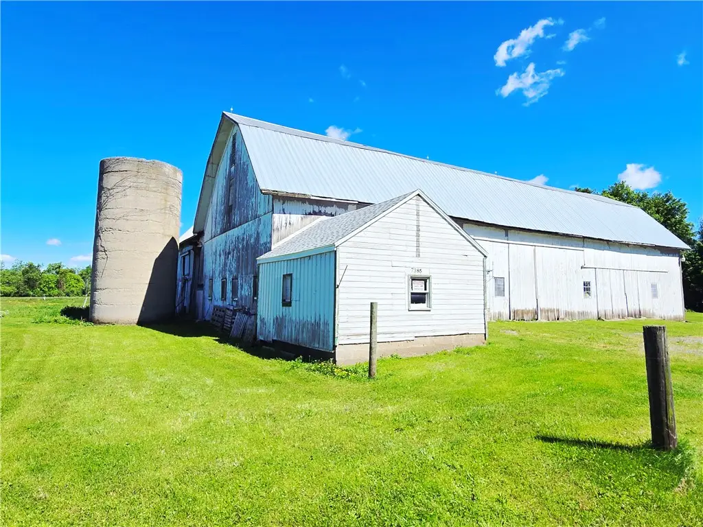 Maple Road E, Akron, NY 14001 - #1