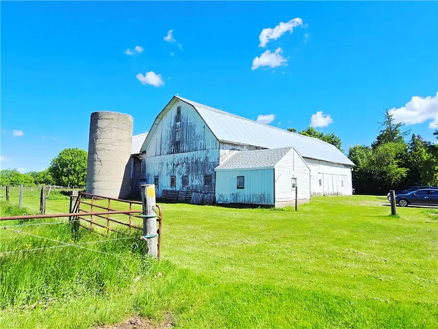 Maple Road E, Akron, NY 14001 - #3