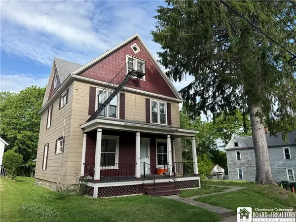 18 Linwood Avenue, Jamestown, NY 14701