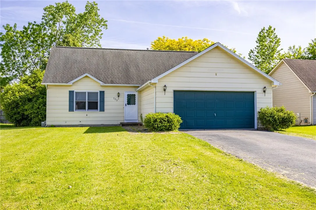 123 Cave Hollow, West Henrietta, NY 14586 - #1