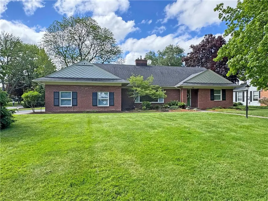 161 Danbury Circle S, Rochester, NY 14618 - #2