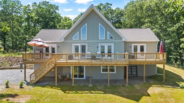 8 Red Cedar Falls Lane, Dundee, NY 14837