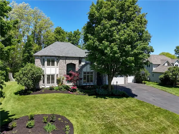 57 Mc Coord Woods Drive, Fairport, NY 14450
