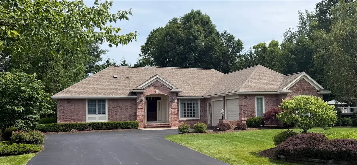34 Crossbow Drive, Penfield, NY 14526 - #1