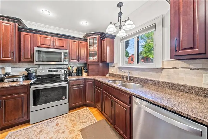 196 Leroy Street, Binghamton, NY 13905 - #3