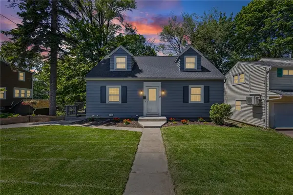 27 Dakeland Road, Irondequoit, NY 14617