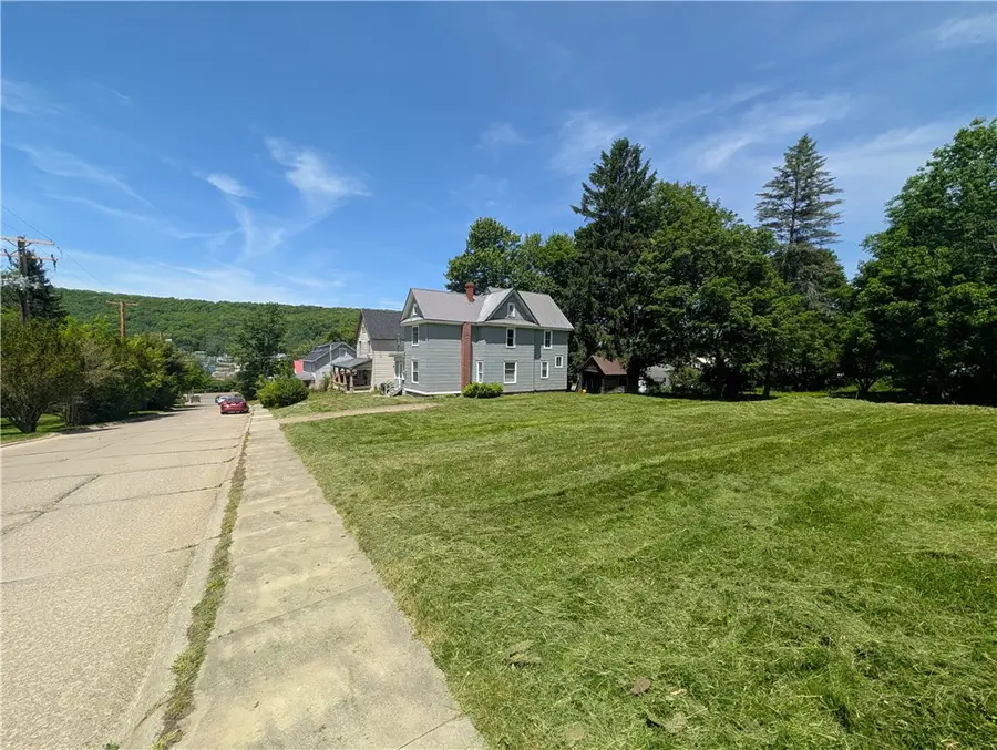 35 Lincoln Avenue, Bradford, PA 16701 - #2