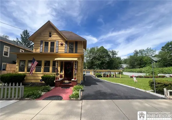 18 W 10th Street, Jamestown, NY 14701